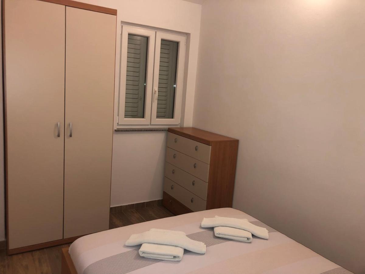 Apartmani Ivana Cres Exteriér fotografie