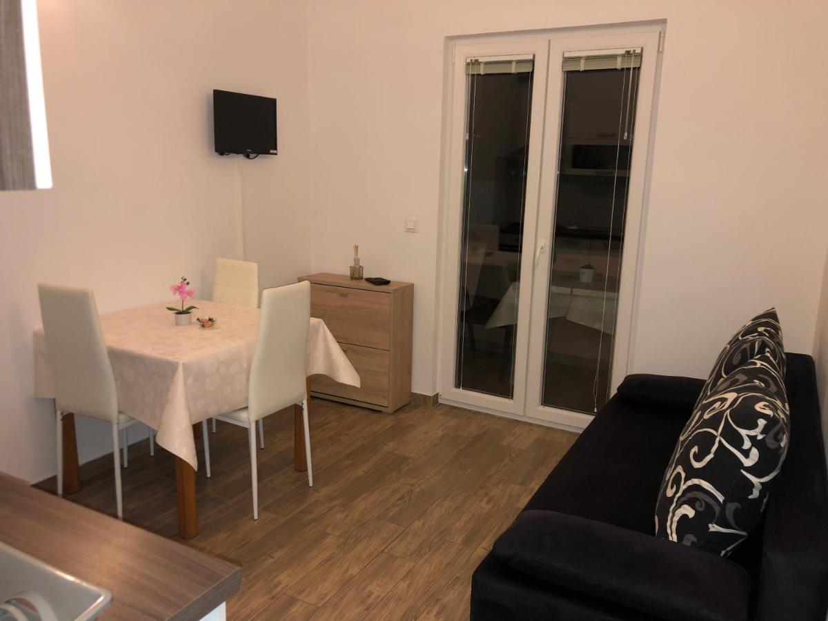 Apartmani Ivana Cres Exteriér fotografie
