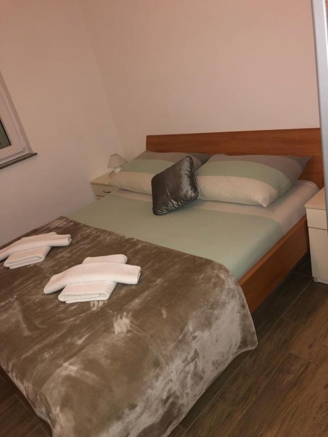Apartmani Ivana Cres Exteriér fotografie
