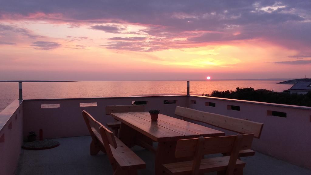Apartmani Ivana Cres Exteriér fotografie